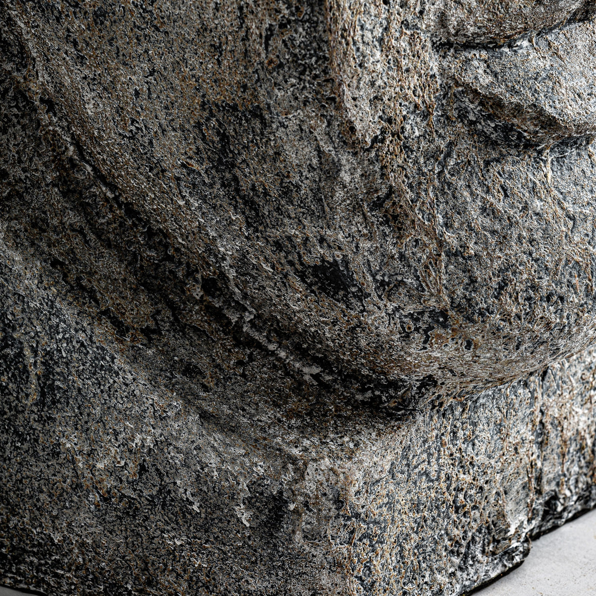 ESCULTURA KHALID
