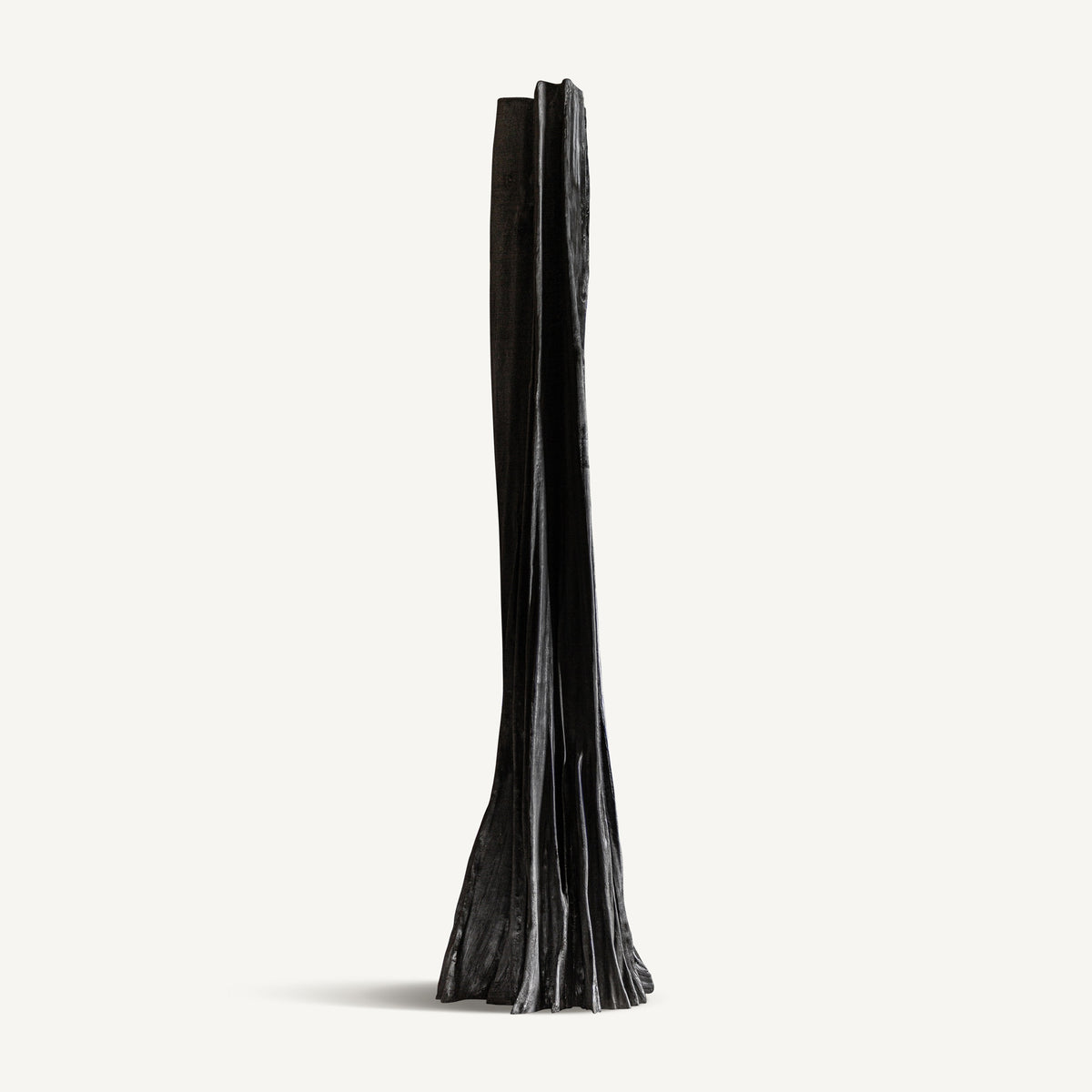 ESCULTURA PIE KAINE