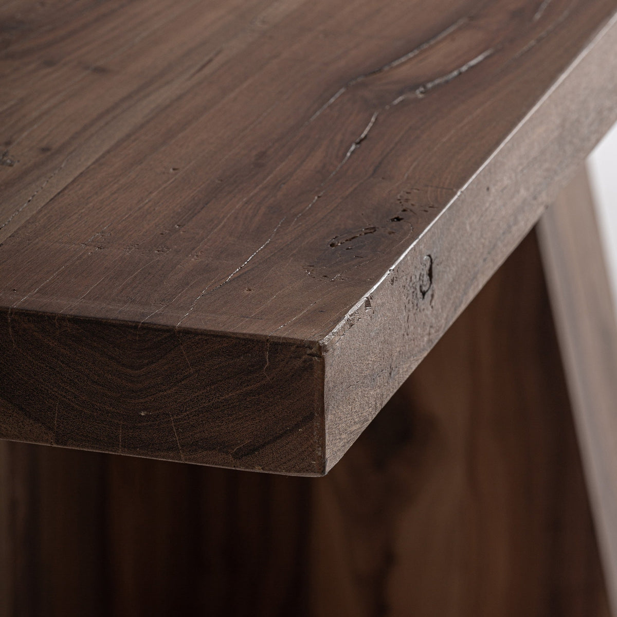 MESA COMEDOR BRUTALIST