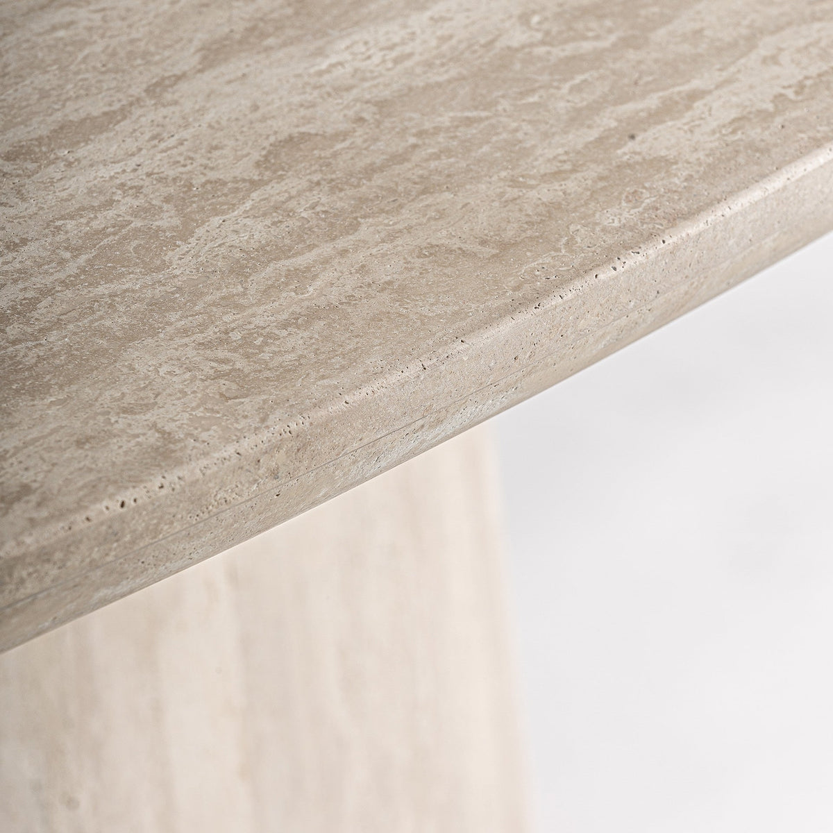 MESA COMEDOR THIENNES